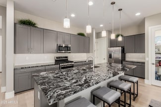 1936 W Kinfield Trail, Phoenix, AZ 85085