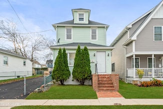 11 Dewitt Ave, Asbury Park, NJ 07712