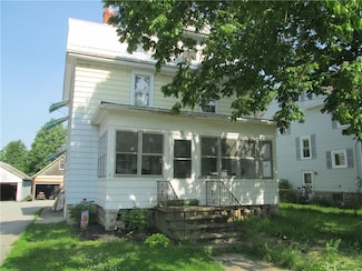 95 Wadsworth Ave, Avon, NY 14414
