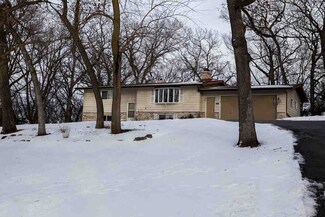 3724 Nelson Ln, Deerfield, WI 53531