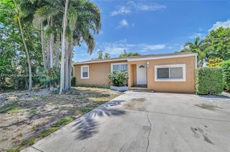 822 Avenida Hermosa, West Palm Beach, FL 33405