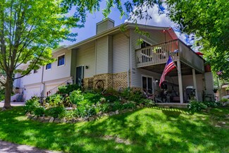 7211 Pontiac Cir, Chanhassen, MN 55317