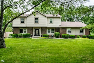 15203 Shoreway Ct E, Carmel, IN 46032
