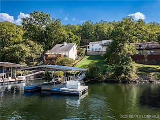 523 Lucy Rd, Lake Ozark, MO 65049