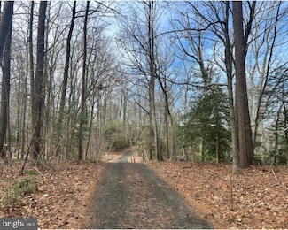 2370 Park Chesapeake Dr, Lusby, MD 20657