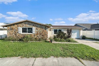 7135 Moravian Dr, Port Richey, FL 34668