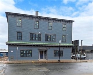 1504 Purchase St Unit 203, New Bedford, MA 02740