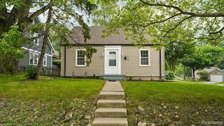 1139 S 7th St, Ann Arbor, MI 48103
