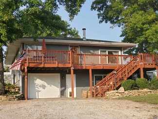 7658 Trail Rd, Meriden, KS 66512