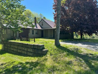 5 Grant Rd, Saint Albans, ME 04971