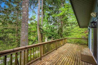 359 Sudden Valley Dr, Bellingham, WA 98229