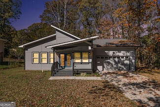 7428 Mockingbird Trail, Riverdale, GA 30274