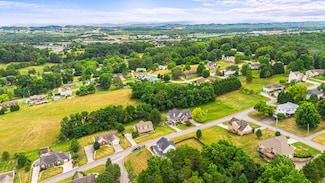 1019 Ashley Ct, Morristown, TN 37814