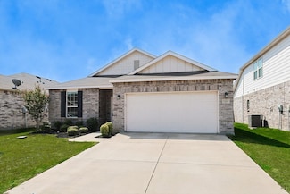 2404 Barzona Dr, Fort Worth, TX 76131