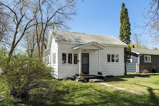 946 5th Ave E, Kalispell, MT 59901