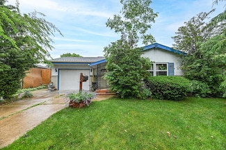 1912 W Kimberly Ave, Milwaukee, WI 53221