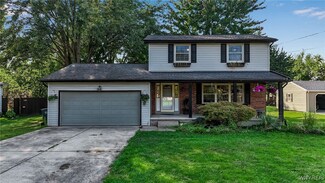7264 Graydon Dr, North Tonawanda, NY 14120