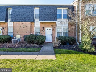 2074 Harbour Dr Unit 2074, Palmyra, NJ 08065