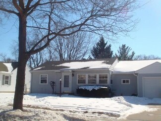3921 Dennett Dr, Madison, WI 53714