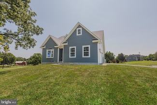 4858 Greensburg Rd, Martinsburg, WV 25404