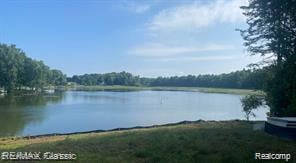 4087 Araby Ct, Highland Township, MI 48356