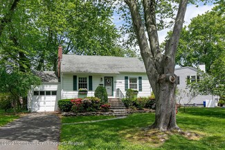 43 S Sunnycrest Dr, Little Silver, NJ 07739
