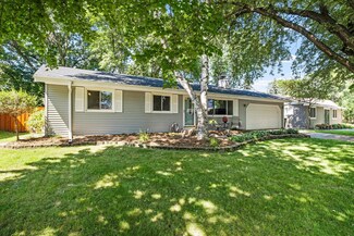 1158 Quincy St, Shakopee, MN 55379