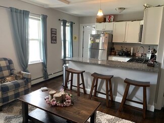66 Safford St Unit 2, Quincy, MA 02170