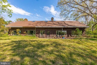 1054 Wawaset Rd, Kennett Square, PA 19348