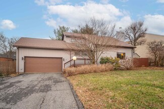 140 Lamplighter Dr, Morgantown, WV 26508