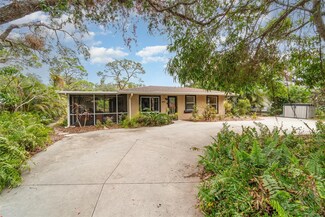 2885 Arrowhead Rd, Venice, FL 34293