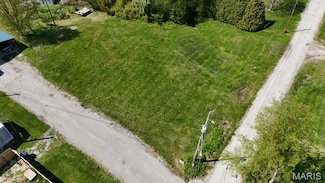 112 Blaine St, Pocahontas, IL 62275
