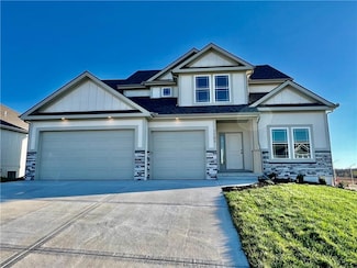 2189 Herritage Ct, Liberty, MO 64068