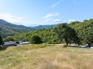 1129 Sardine Creek Rd, Gold Hill, OR 97525