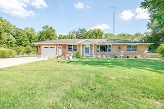 4537 Stanley Ave, Watervliet, MI 49098