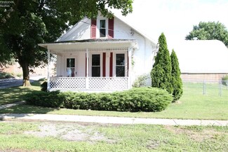 15 Manchester St, Monroeville, OH 44847