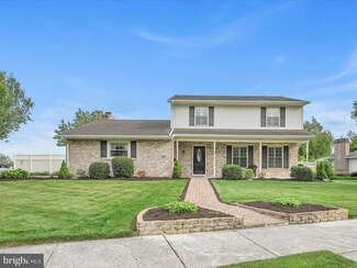 60 Sandalwood Dr, Palmyra, PA 17078