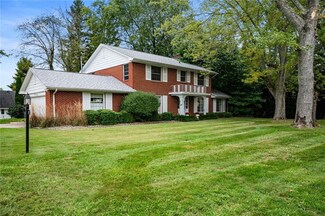 717 Golf Club Rd, Anderson, IN 46011