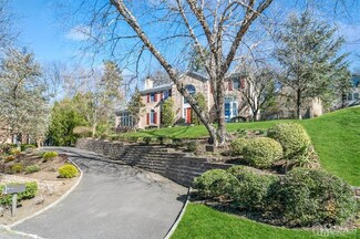 5 Tree Top Ln, Chatham, NJ 07928