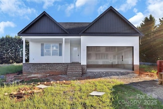 244 Little Wilkesboro Rd, Harmony, NC 28634