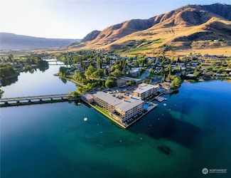 322 W Woodin Ave Unit 613, Chelan, WA 98816