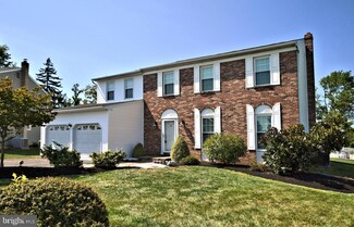 18 Danbridge Dr, Horsham, PA 19044