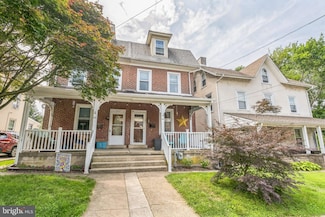 429 Maple St, Jenkintown, PA 19046