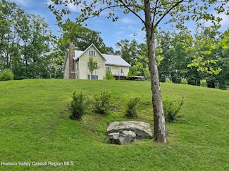 40-67 Pop Stone Rd, Stone Ridge, NY 12484