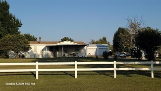 116 Cottonwood Dr, Tuttle, OK 73089