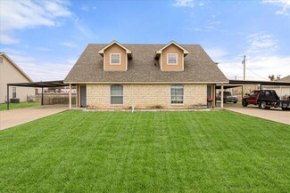 118 Donley St, Tolar, TX 76476