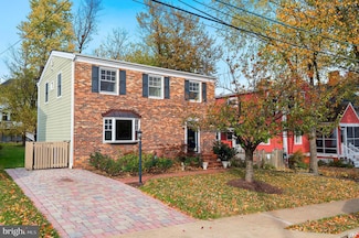 4043 20th Rd N, Arlington, VA 22207