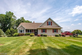 6 Bridle Way, Wantage, NJ 07461
