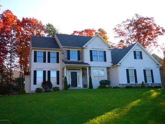 521 Robbins Way, Mountain Top, PA 18707