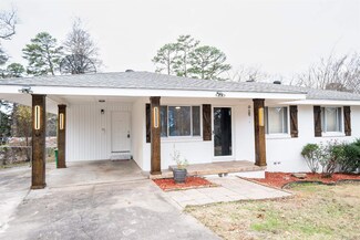 51 Broadmoor Dr, Little Rock, AR 72204